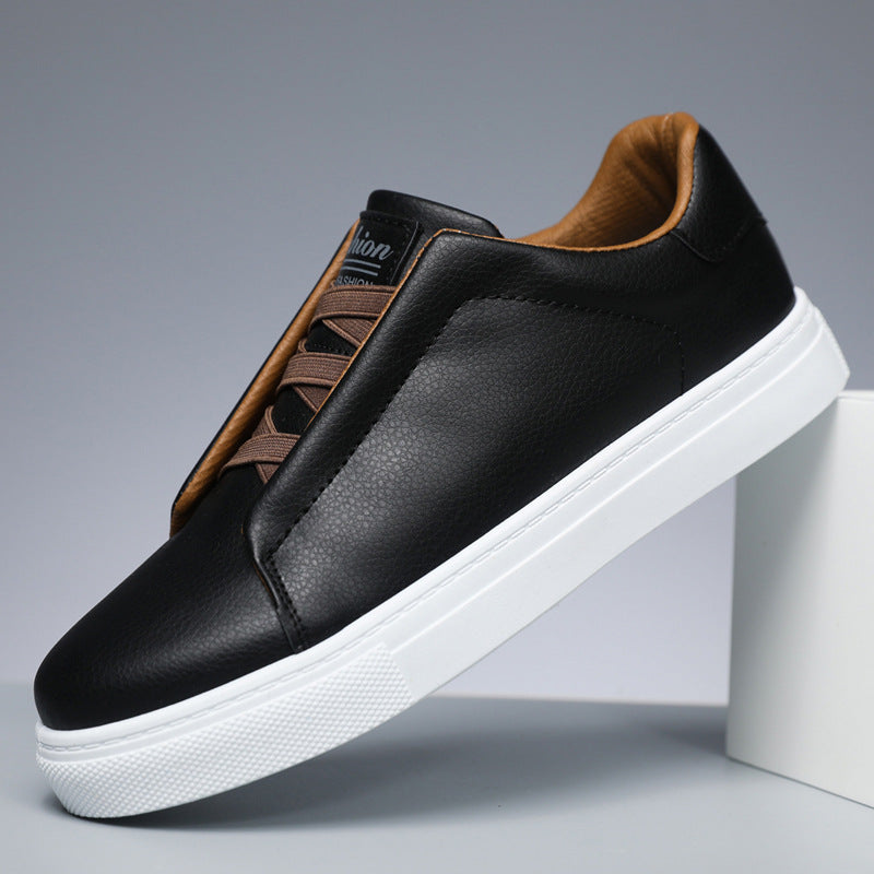 Baskets basses homme à lacets et semelle blanche
