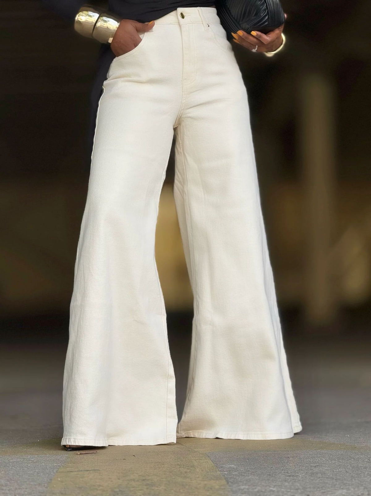 Jean femme blanc évasé à taille mi-haute