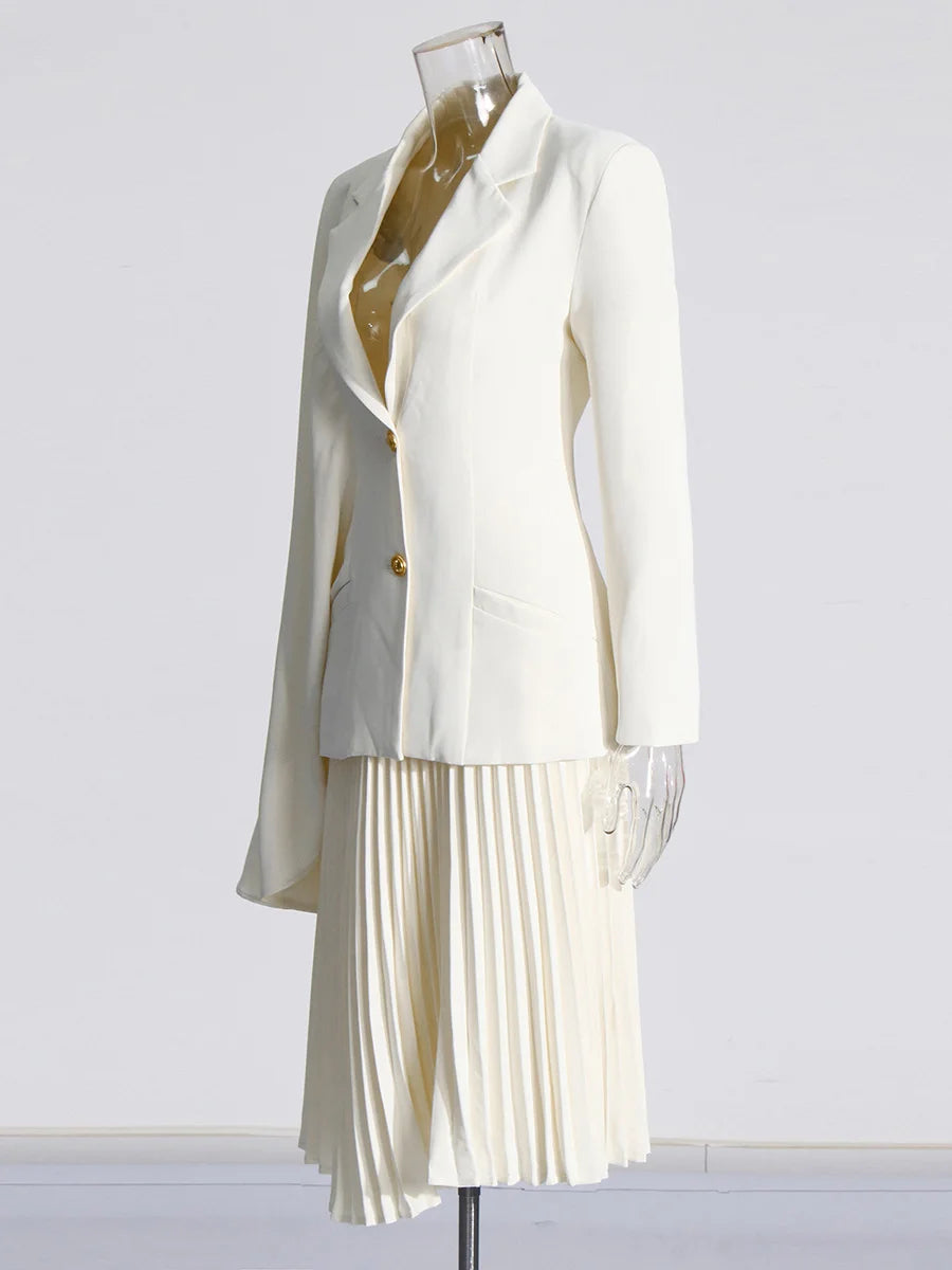Ensemble femme ivoire : blazer asymétrique et jupe plissée