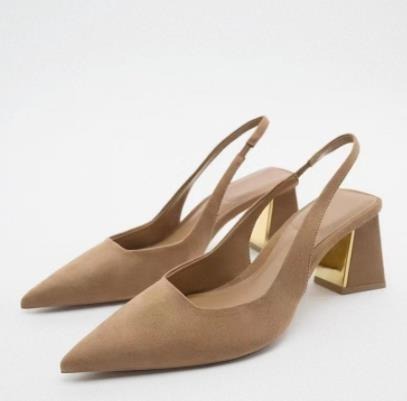Escarpins femme à bride arrière et talon carré doré