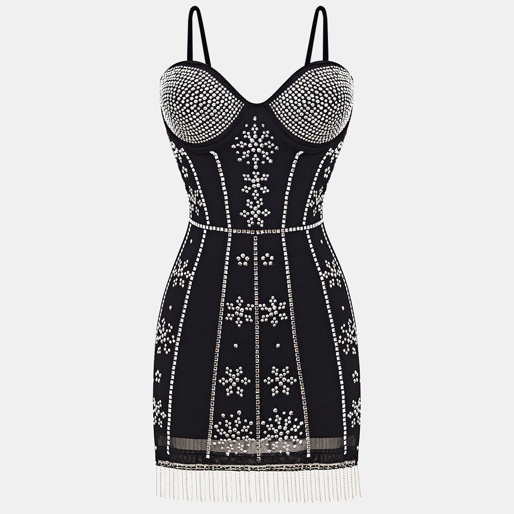 Robe de soirée noire à strass et franges