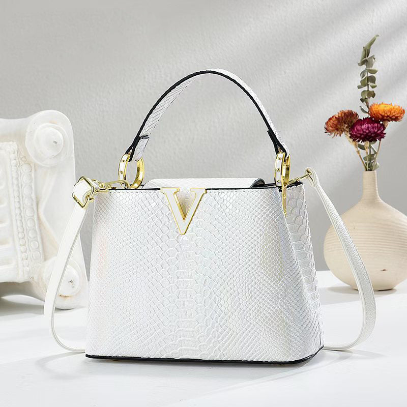 Minimalist urban PU leather crossbody bag – 9 colors, 22x9x16 cm
