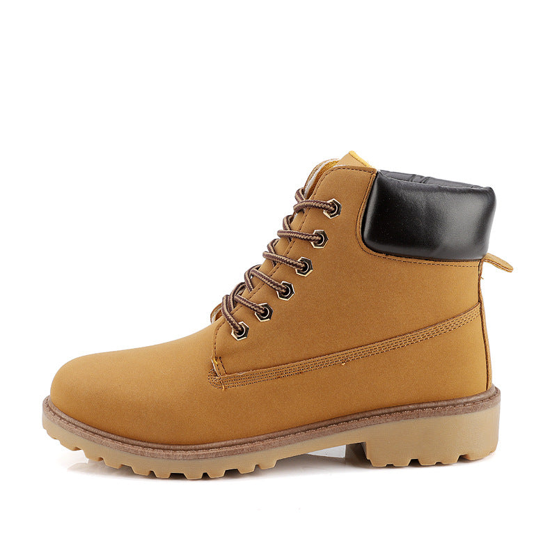 Bottines homme à lacets et semelle crantée