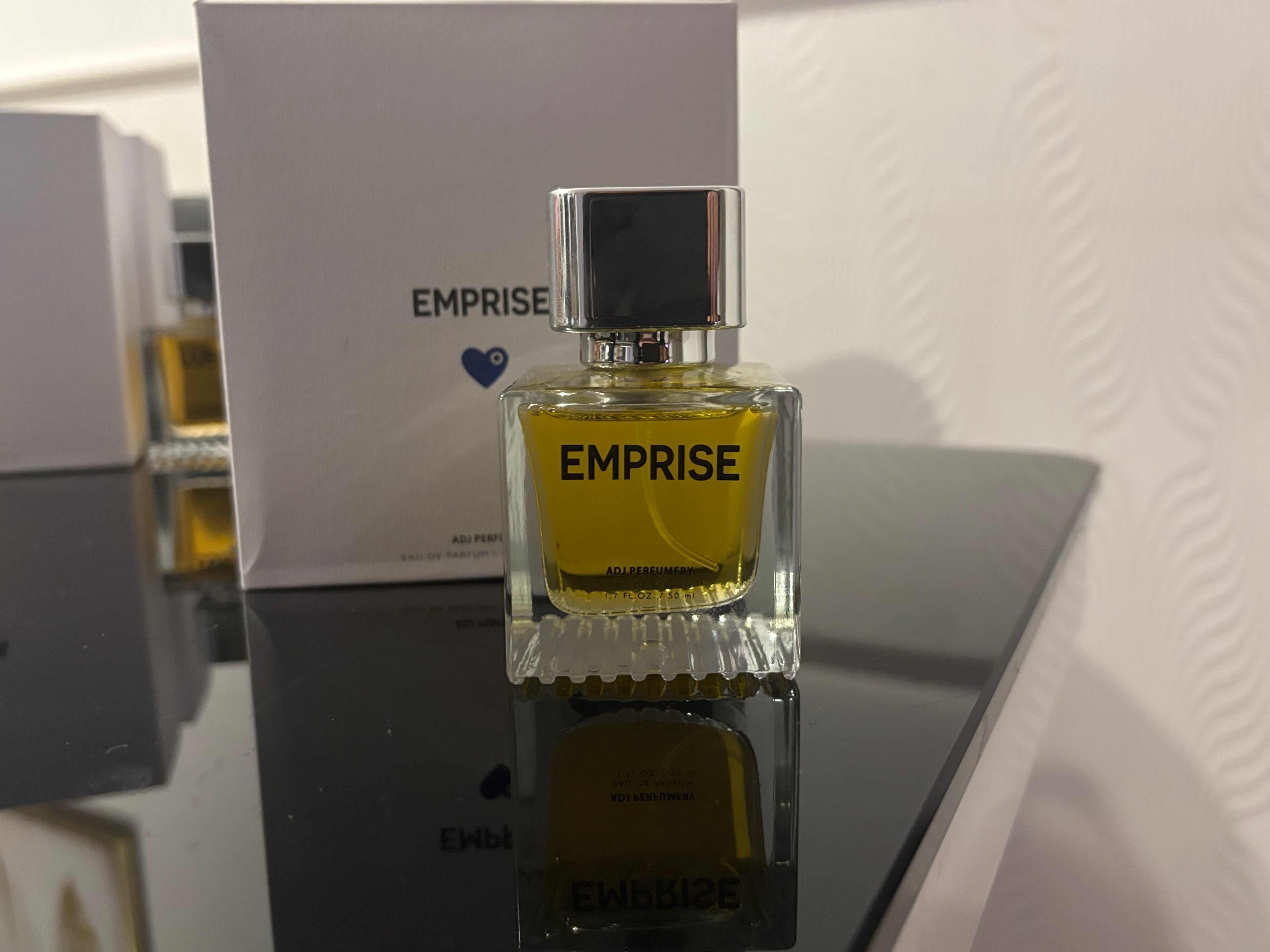 EMPRISE – Eau de Parfum Mixte – 50 ml | Notes fruitées & ambrées