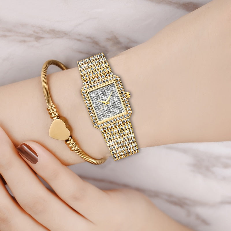 Montre Femme MISSFOX Carrée Diamants – Finition Dorée, Quartz Luxe
