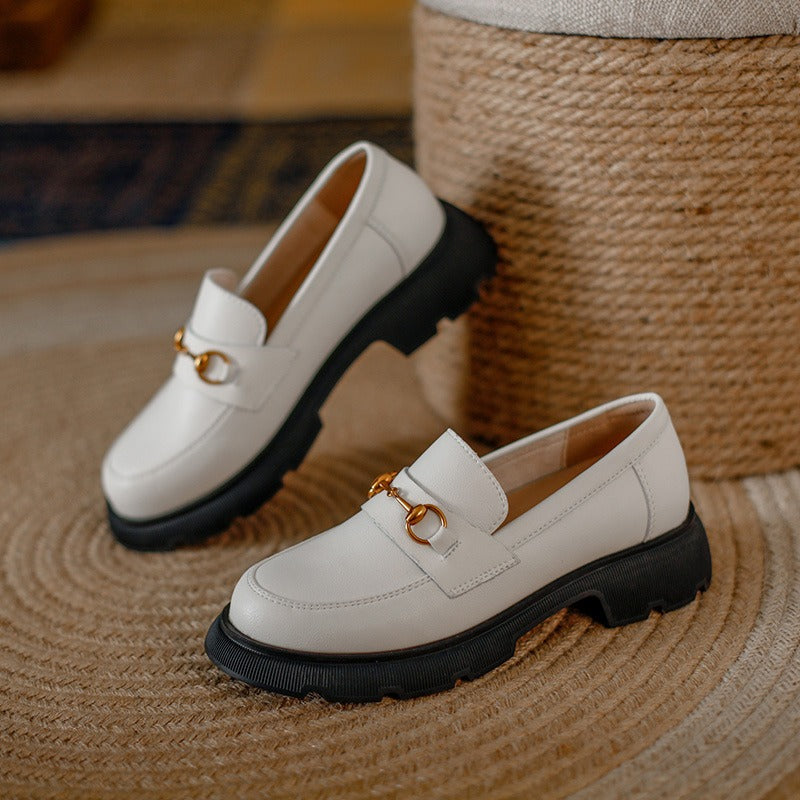 Mocassins Style Britannique – Semelle Plateforme, Boucle Dorée, Femme