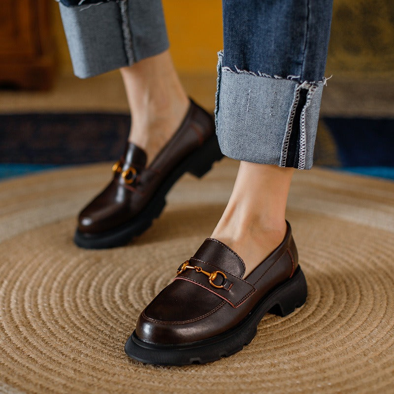 Mocassins Style Britannique – Semelle Plateforme, Boucle Dorée, Femme