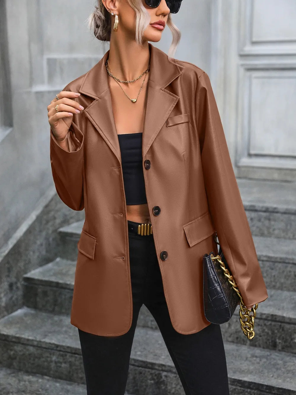 Damen-Blazer mit Reverskragen und Taschen – Lässige schicke Kunstlederjacke