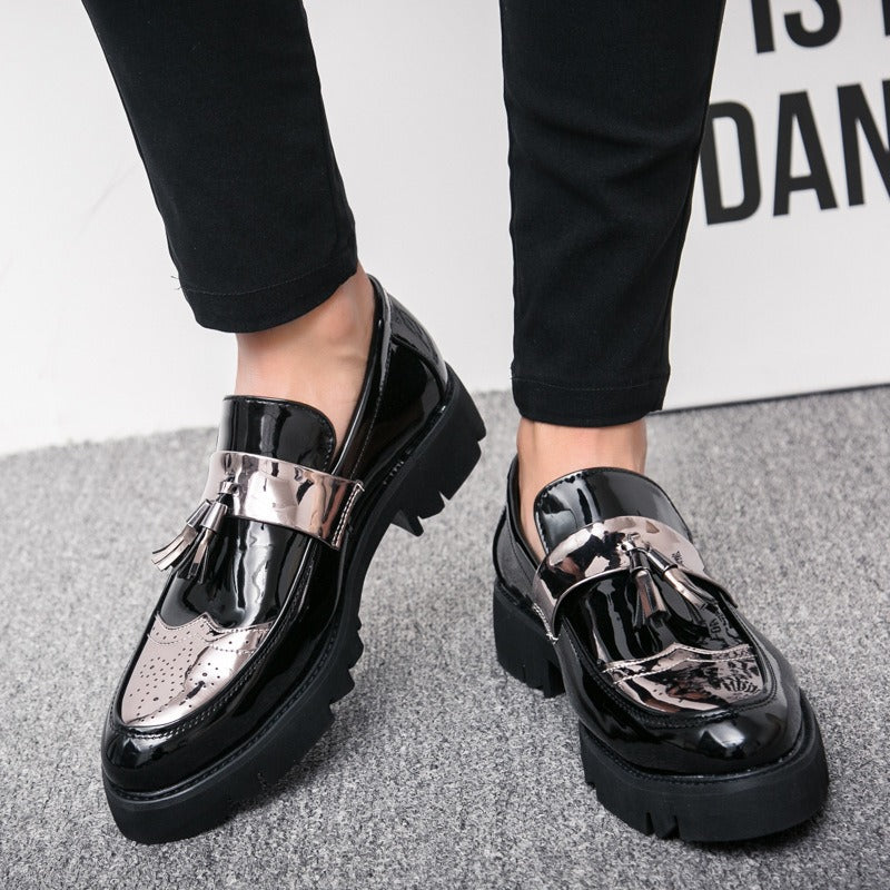 Mocassins homme à pampilles et détails métallisés