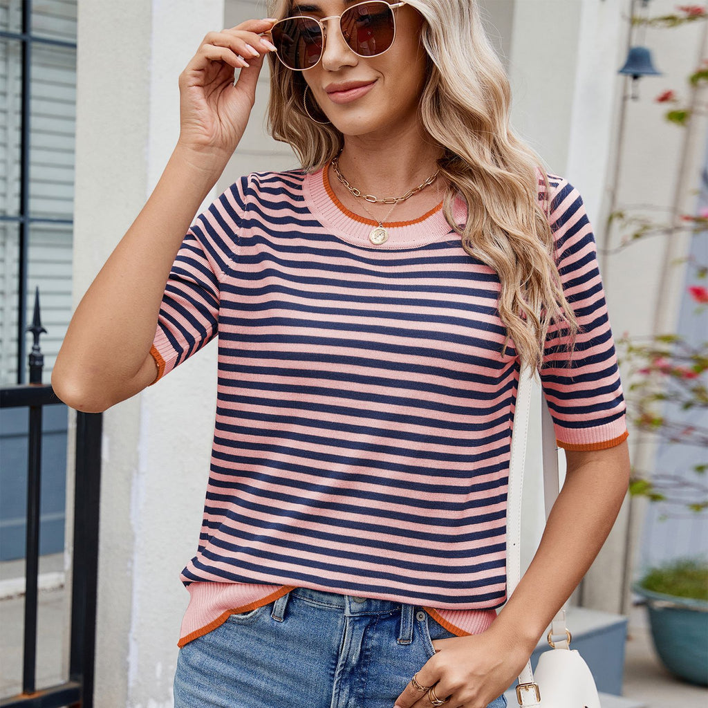 T-shirt femme rayé à col rond et manches courtes