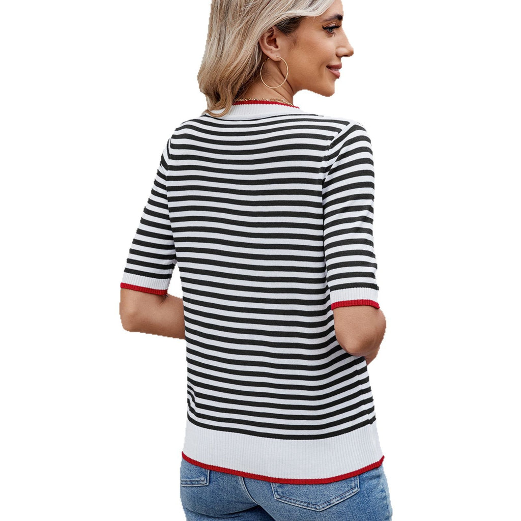 T-shirt femme rayé à col rond et manches courtes
