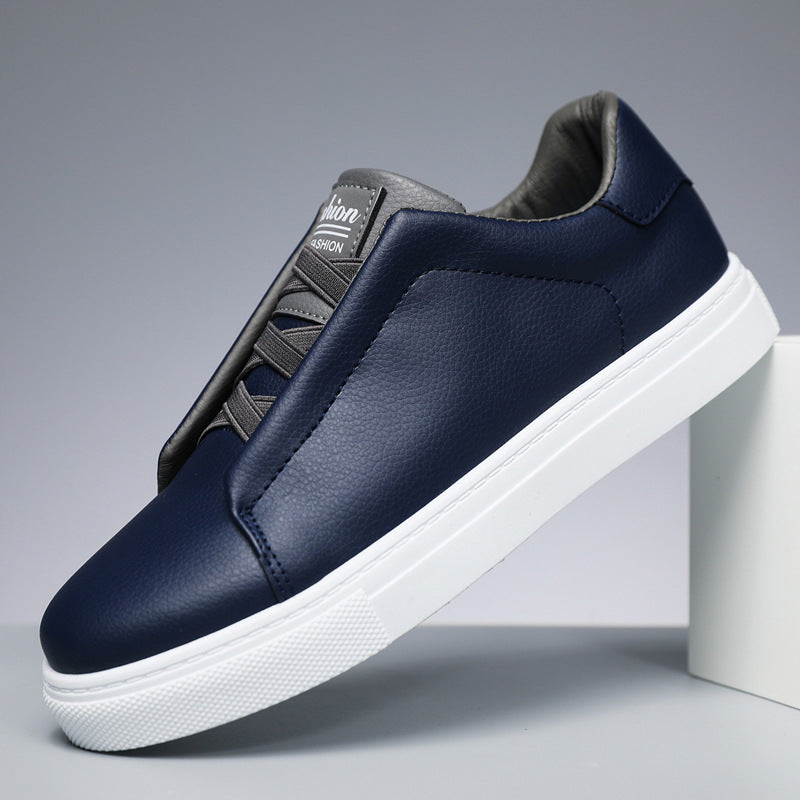 Baskets basses homme à lacets et semelle blanche