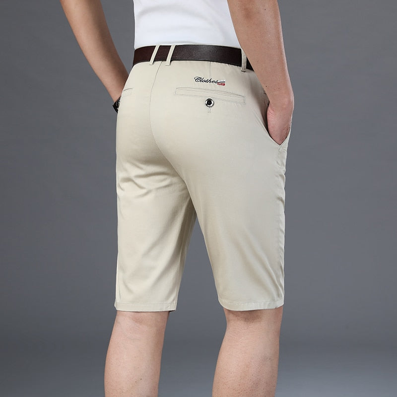 Bermuda chino homme droit en coton mélangé extensible