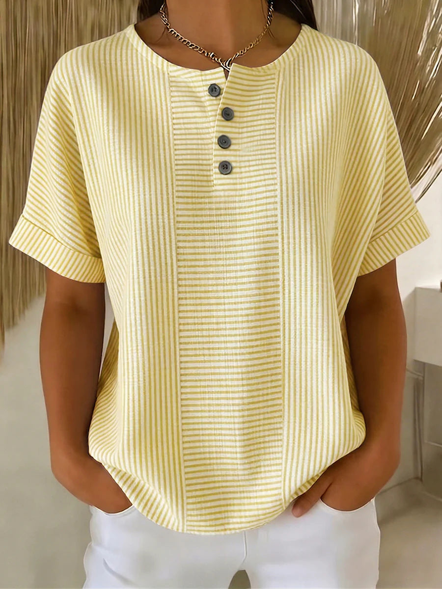 T-shirt femme rayé à manches courtes et col boutonné