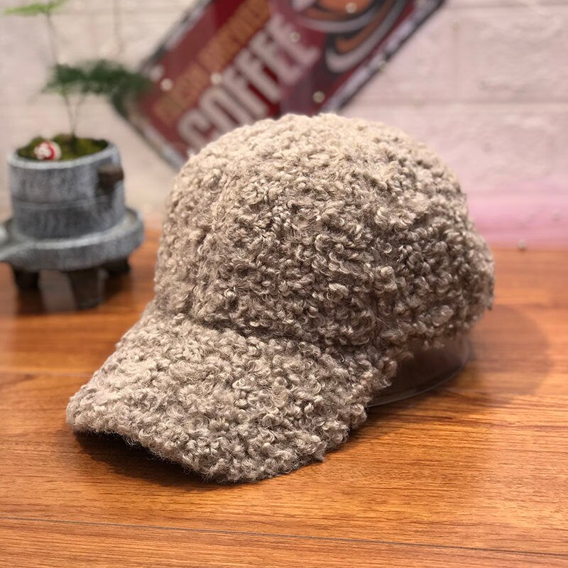 Damen-Mütze aus Kunstfell mit Tiermuster – warm & modisch für den Winter