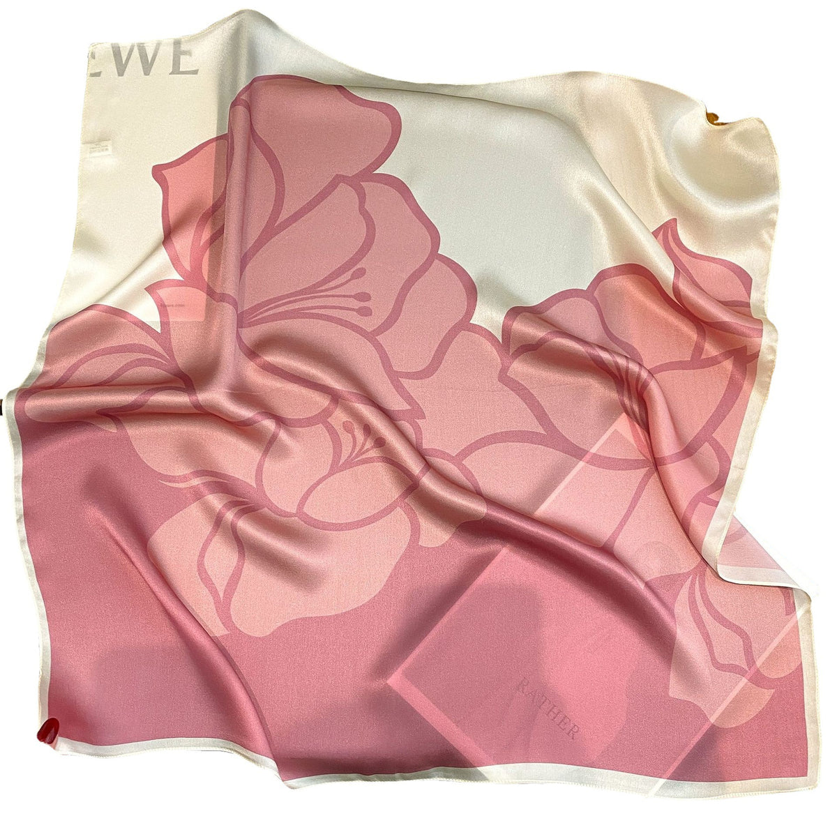 Foulard carré femme à imprimé floral – 70 × 70 cm