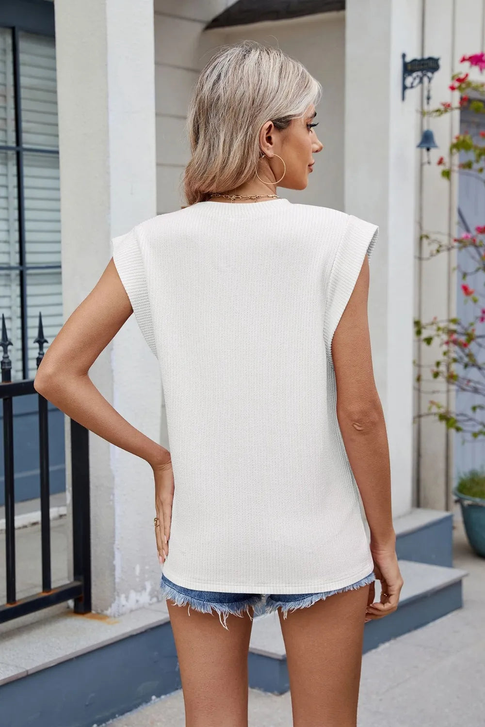 T-shirt femme à col rond et manches courtes