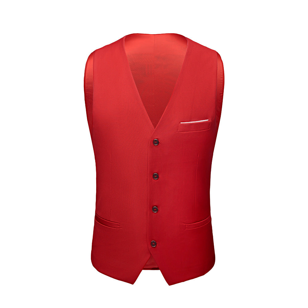 Costume homme trois pièces à coupe ajustée