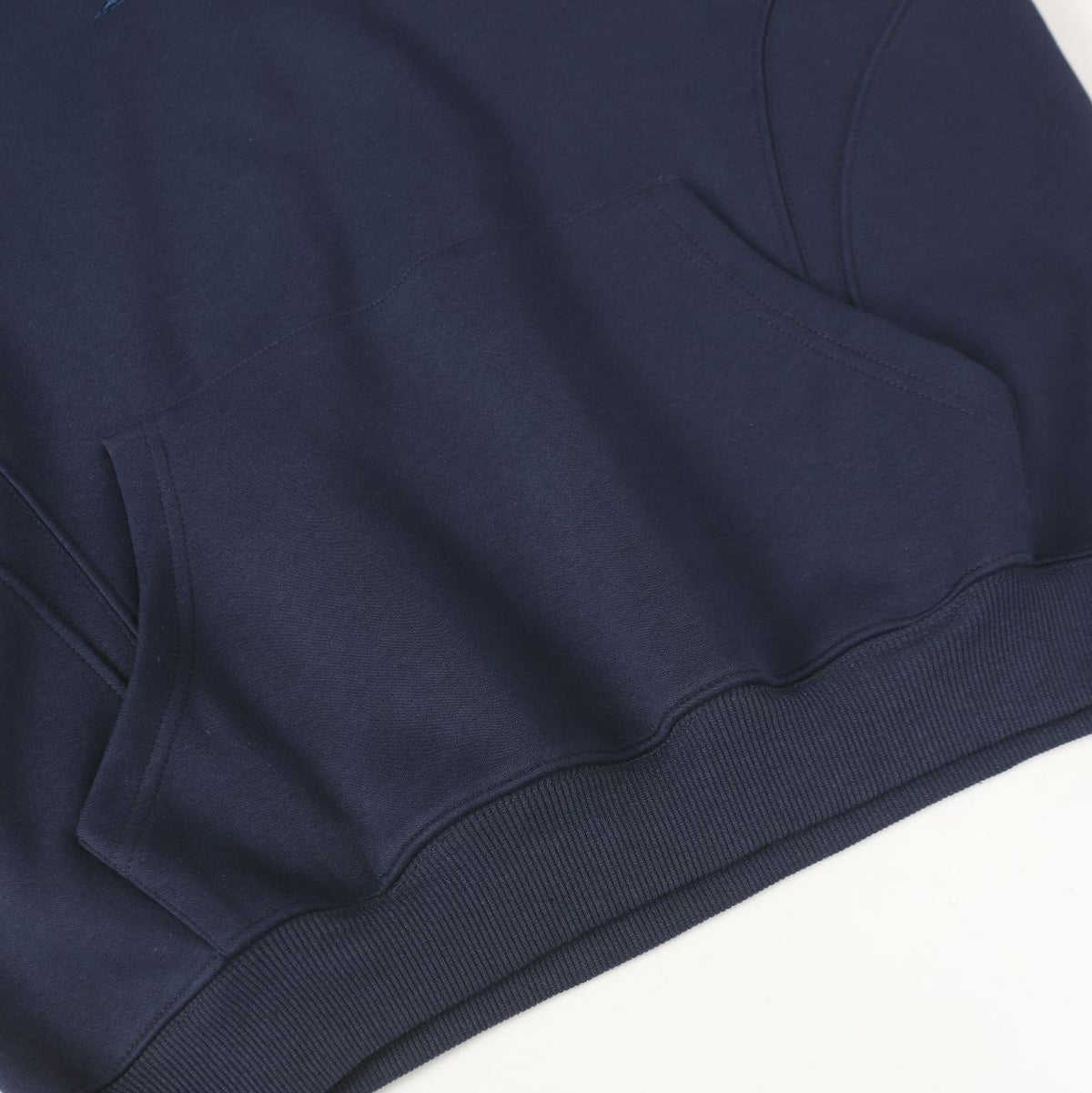 Sweat à capuche homme ample à motif ton sur ton