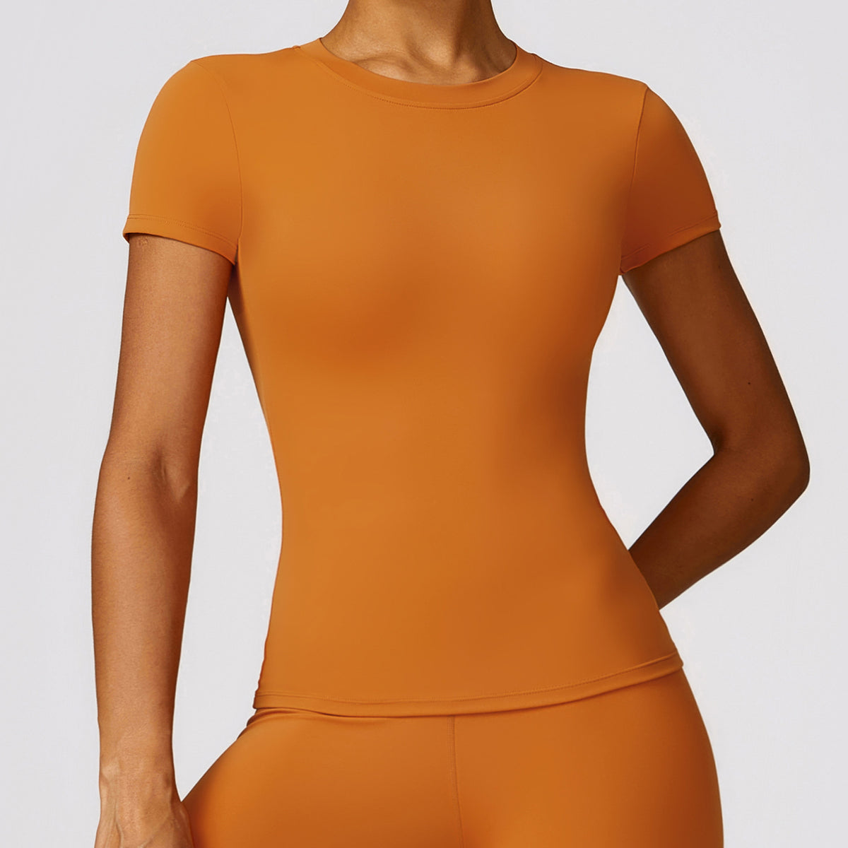T-shirt de sport femme ajusté à manches courtes