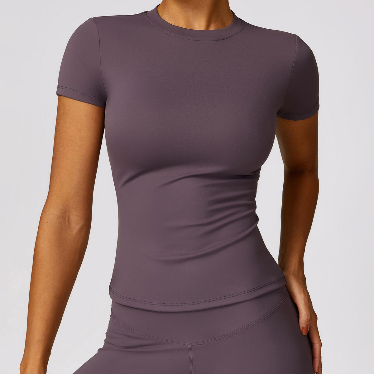 T-shirt de sport femme ajusté à manches courtes