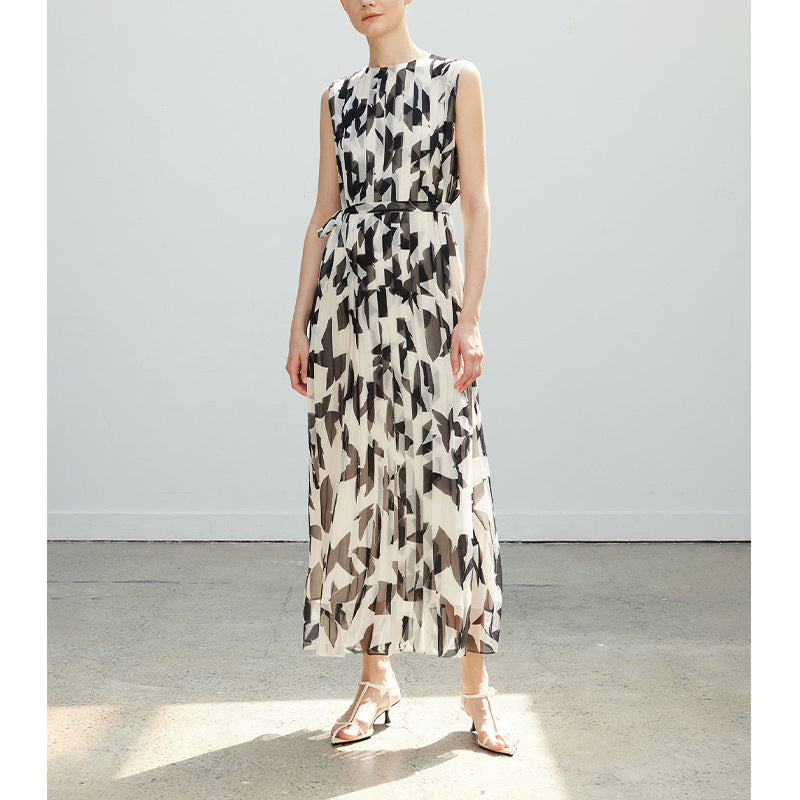 Robe longue plissée haut de gamme sans manches à imprimé graphique noir et écru