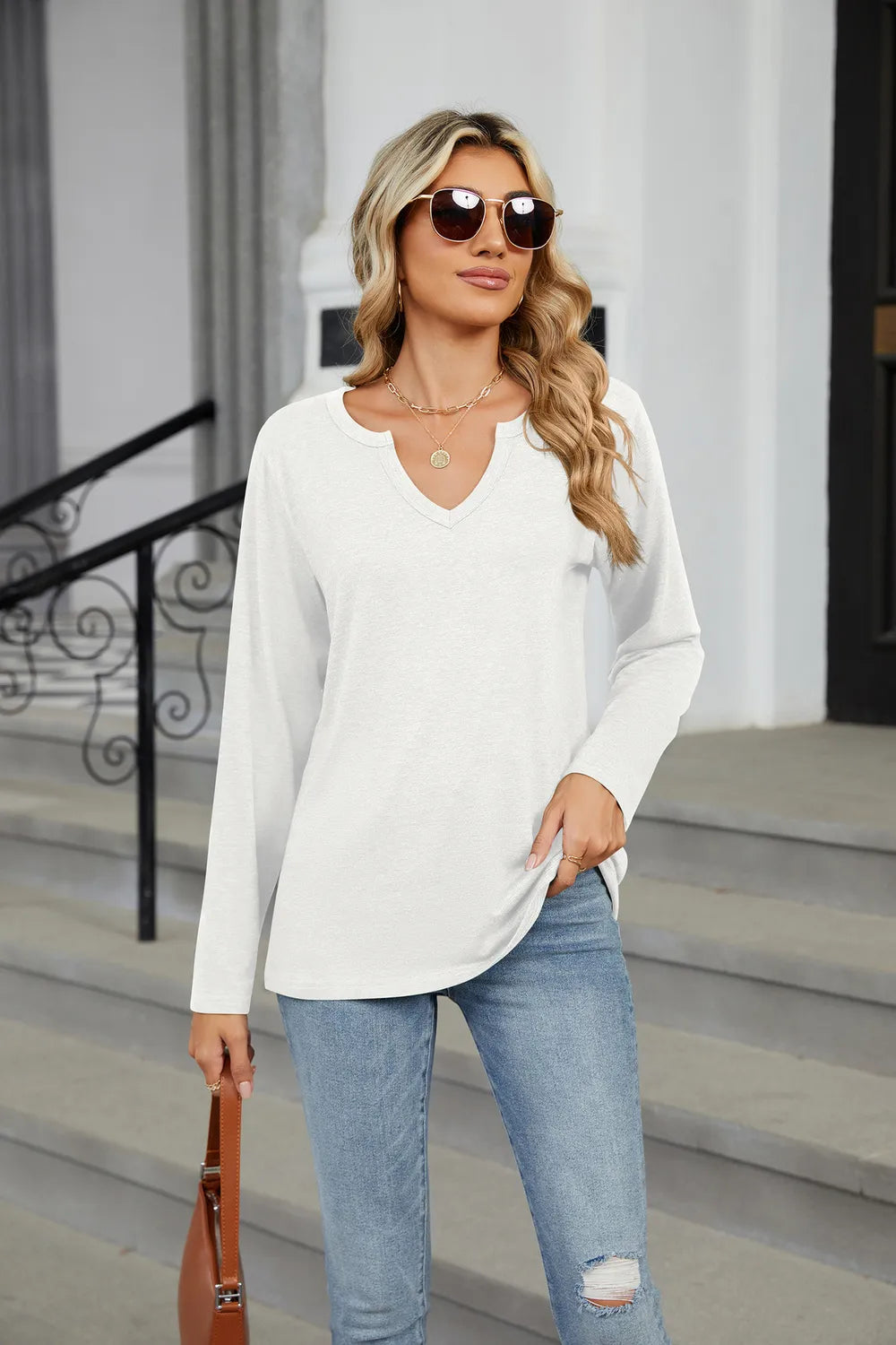 T-shirt femme à col fendu et manches longues