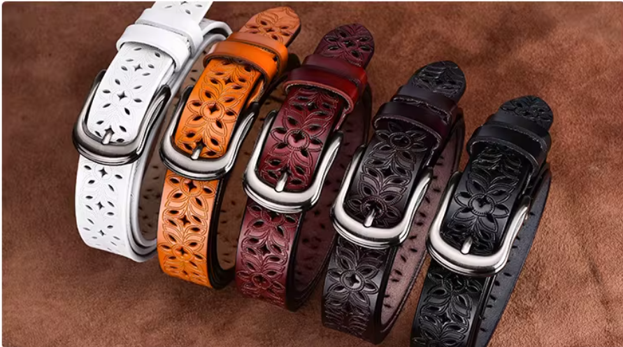 Ceinture femme en cuir ajouré à motifs floraux