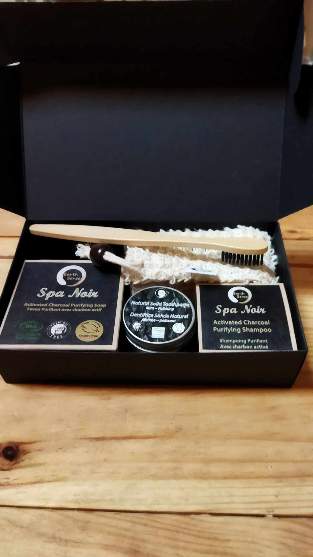 Savon Solide Spa Noir Certifié Bio – Au Charbon Actif – 90g