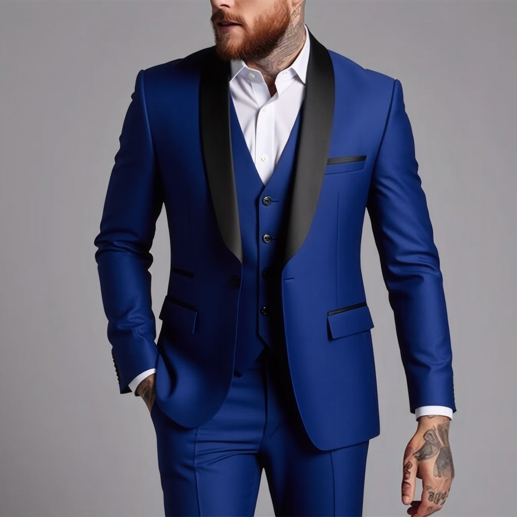 Costume homme trois pièces coupe ajustée à col châle contrastant