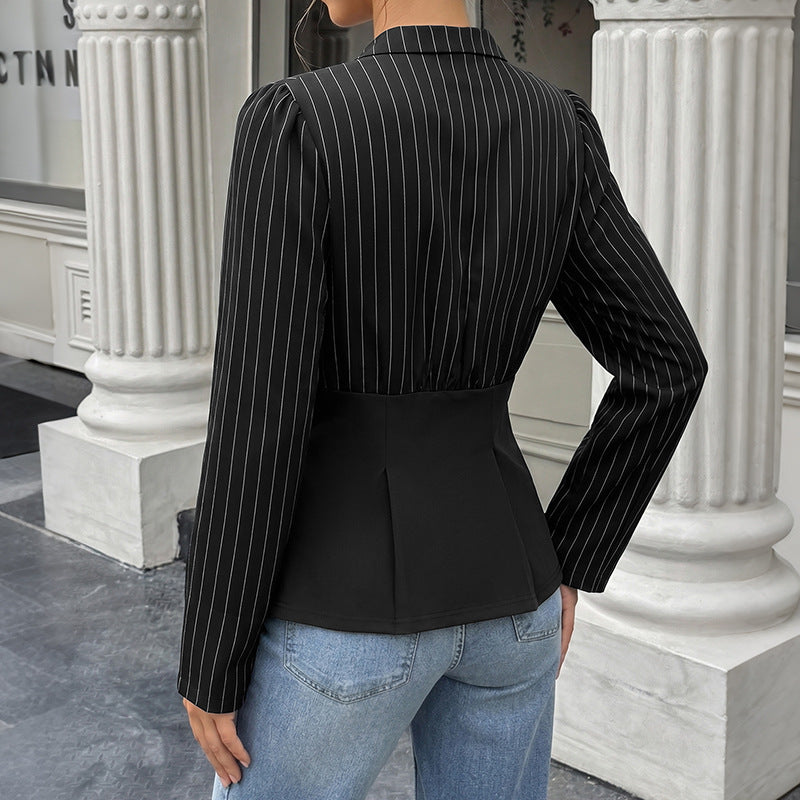 Chemisier femme noir à rayures, taille cintrée et bas évasé
