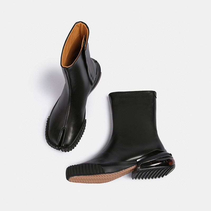 Bottines femme en cuir de mouton noir à bout fendu