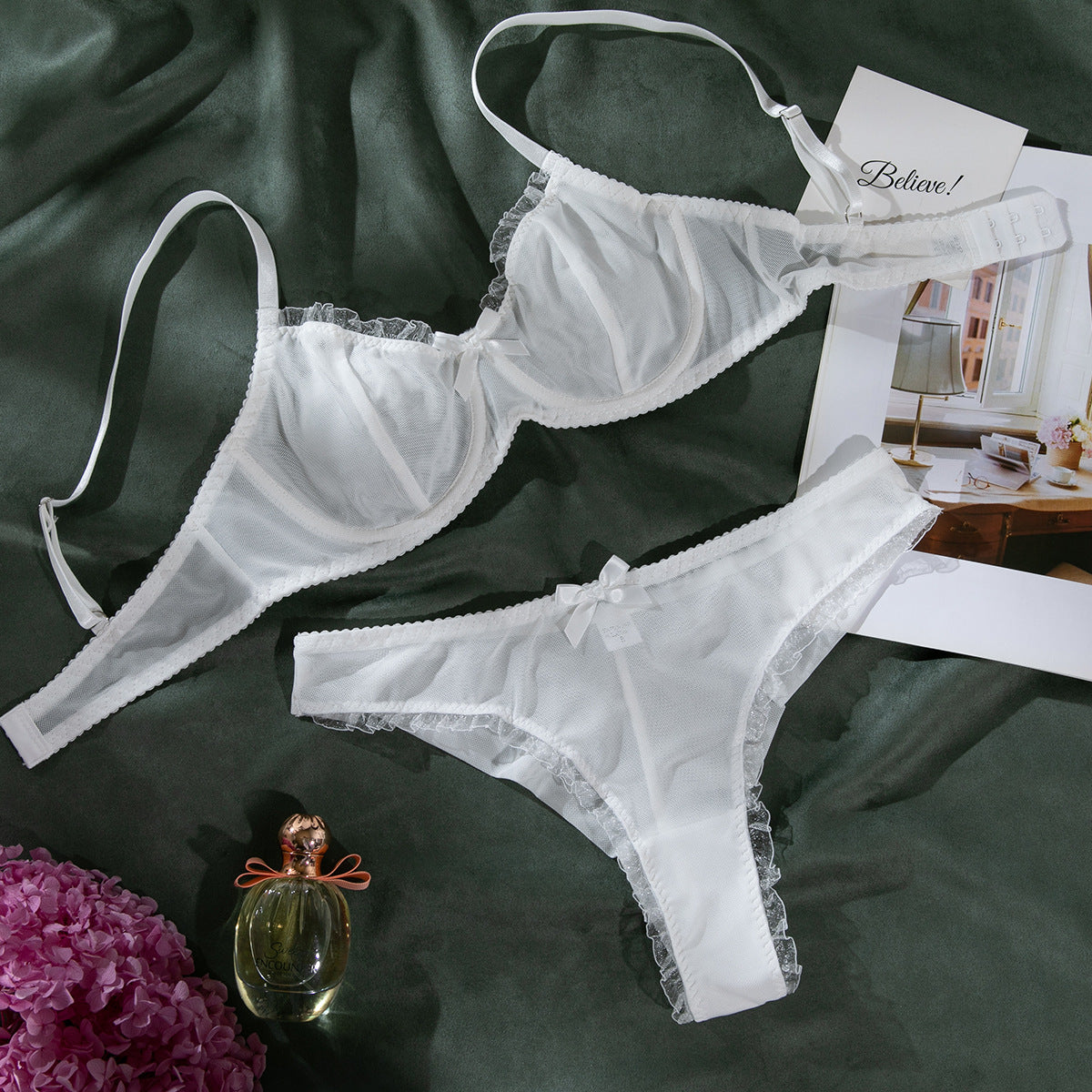 Ensemble lingerie femme en maille à petits nœuds