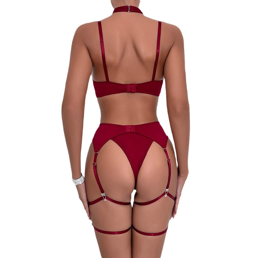 Ensemble lingerie effet satin à grand nœud et porte-jarretelles