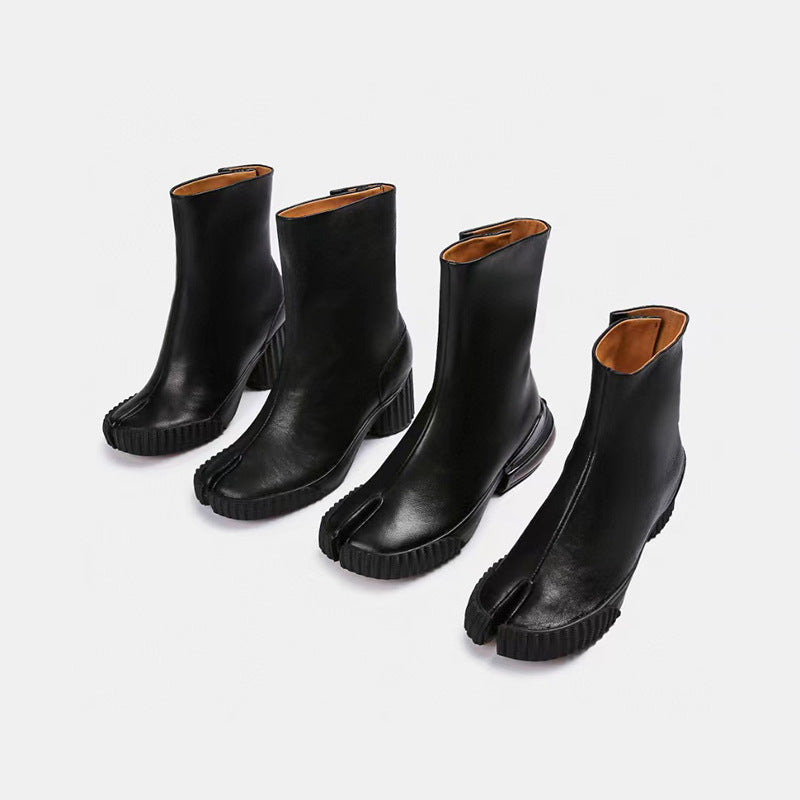 Bottines femme en cuir de mouton noir à bout fendu