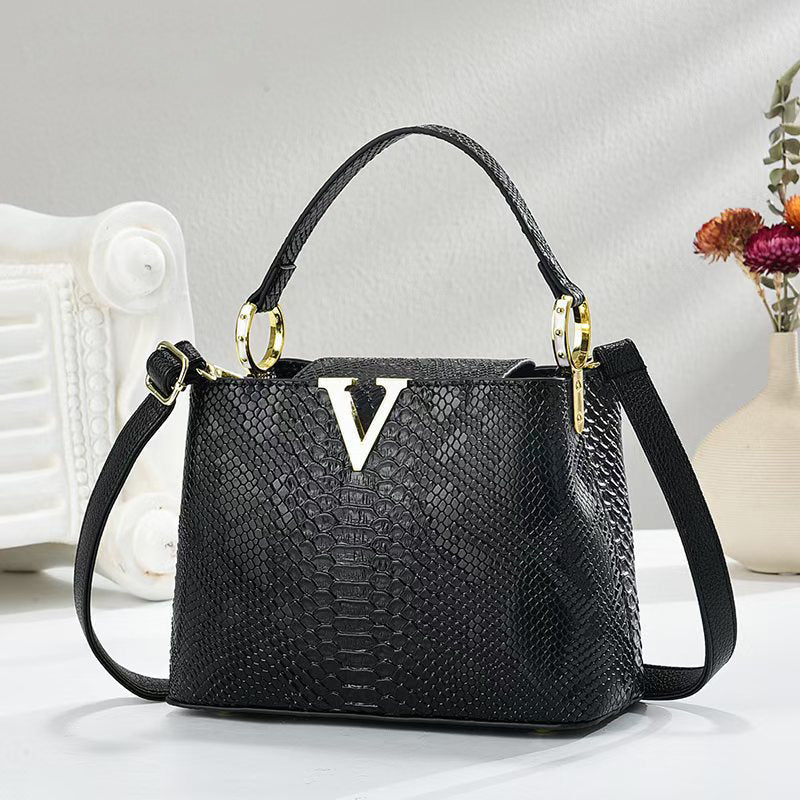 Minimalist urban PU leather crossbody bag – 9 colors, 22x9x16 cm