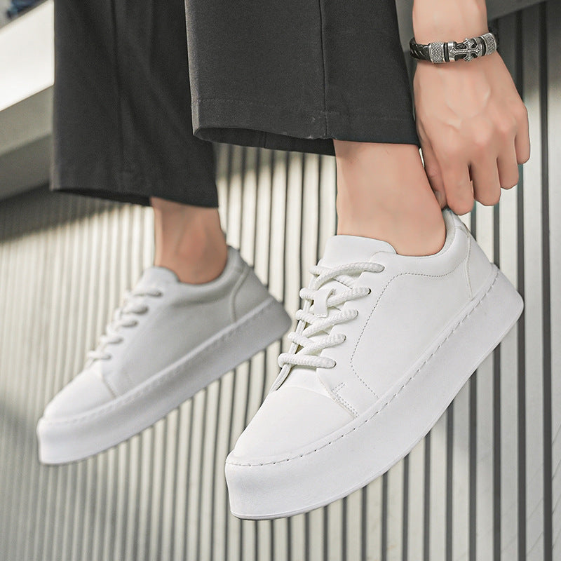 Baskets homme blanches à lacets et semelle épaisse