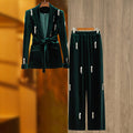 Tailleur femme en velours à ornements, veste ceinturée et pantalon large