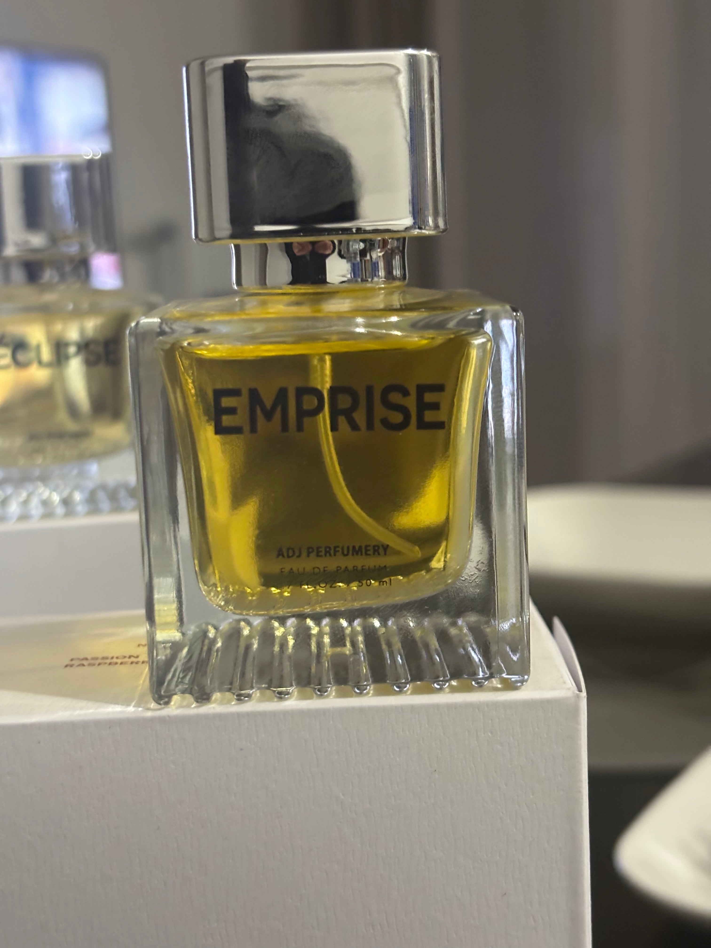 EMPRISE – Eau de Parfum Mixte – 50 ml | Notes fruitées & ambrées