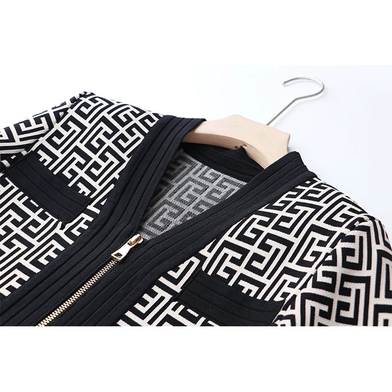 Ensemble femme veste zippée et jupe en maille à motifs noir et blanc