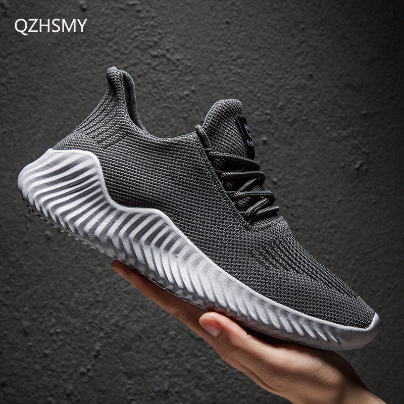 Sneakers Homme – Blanches, Légères et Respirantes, Grande Taille disponible