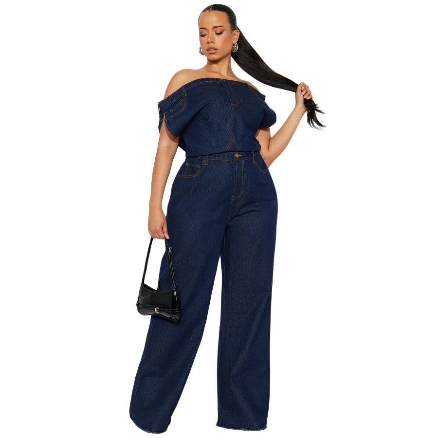Combinaison femme en jean bleu foncé – Encolure asymétrique et jambes larges