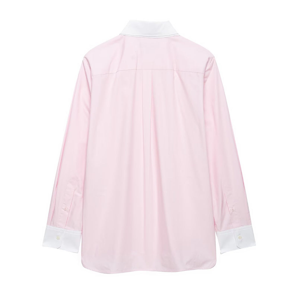 Chemise femme rose à col et poignets blancs contrastants