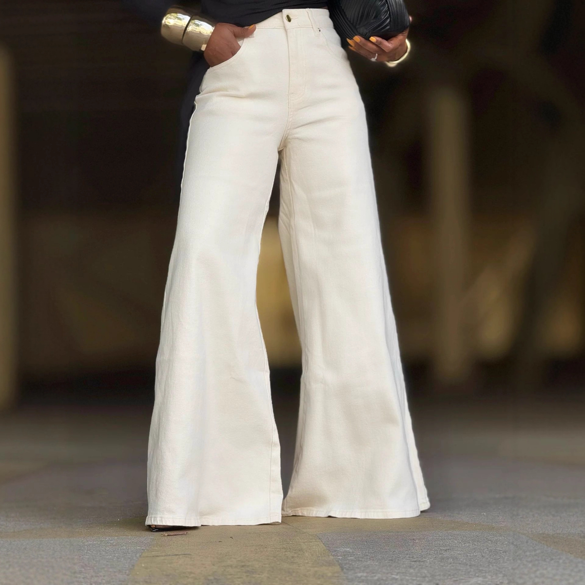 Jean femme blanc évasé à taille mi-haute