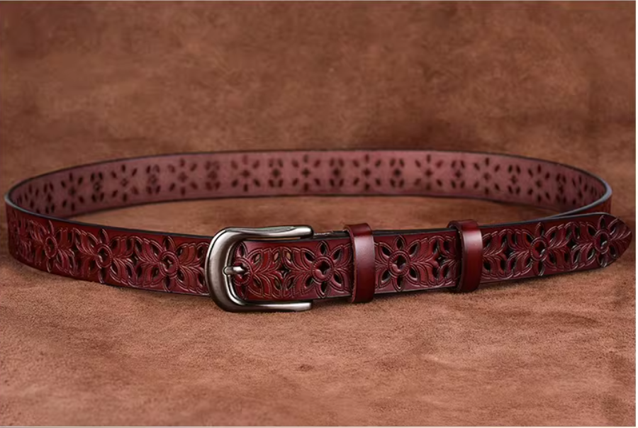 Ceinture femme en cuir ajouré à motifs floraux