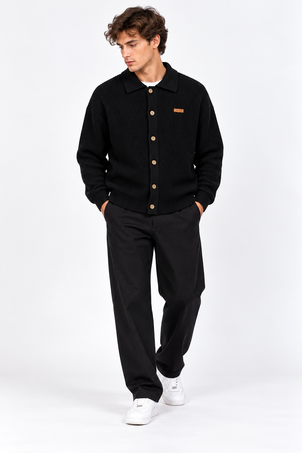 Cardigan Homme en Maille – Col Rabattu et Boutons