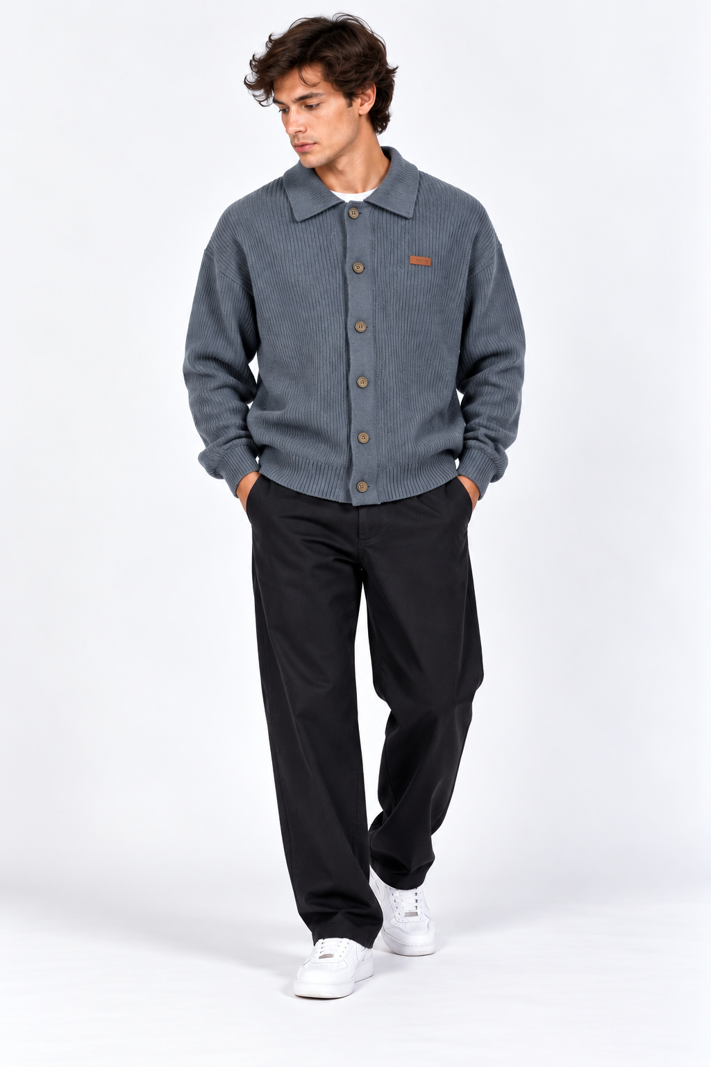 Cardigan Homme en Maille – Col Rabattu et Boutons