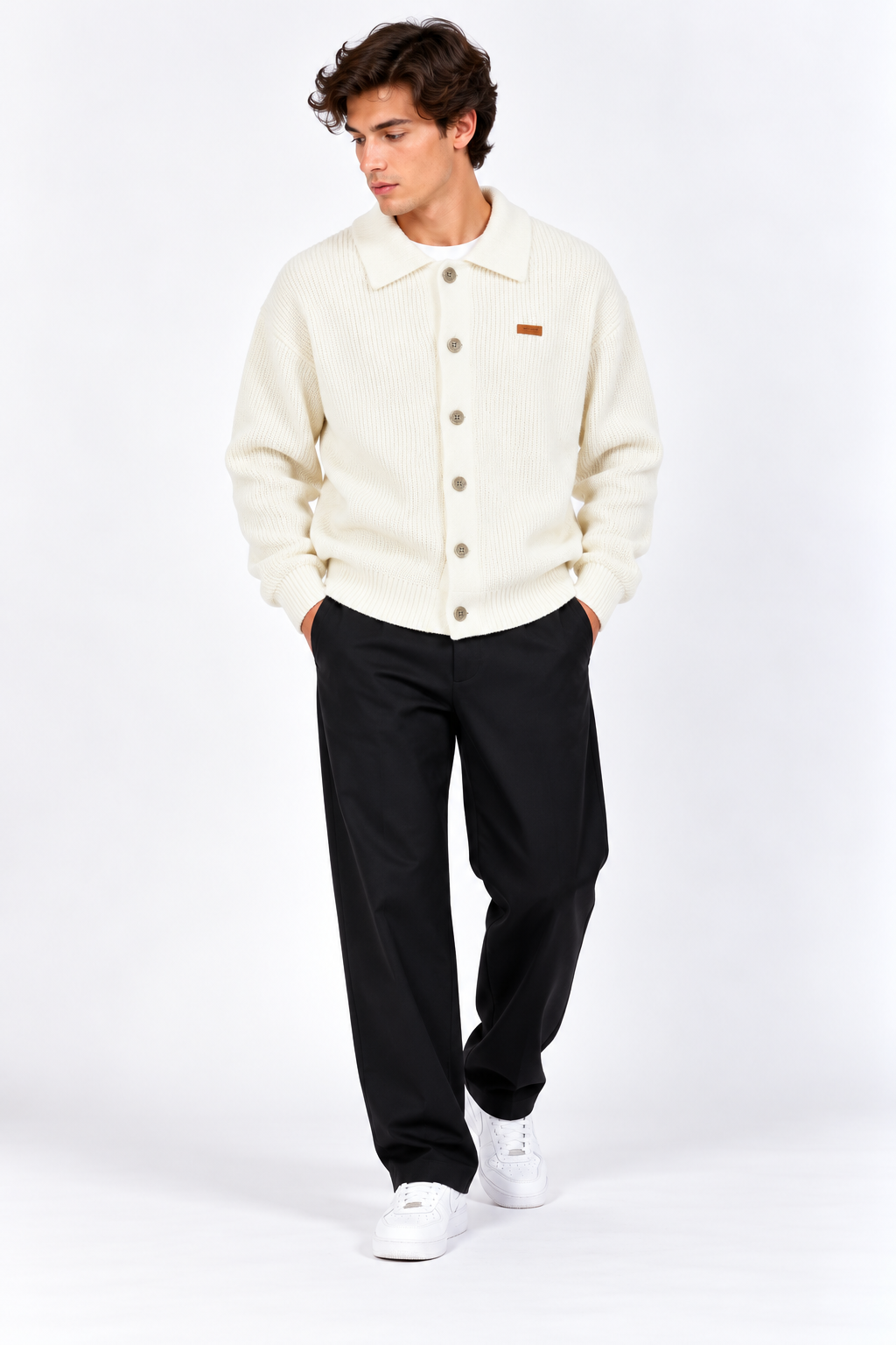 Cardigan Homme en Maille – Col Rabattu et Boutons