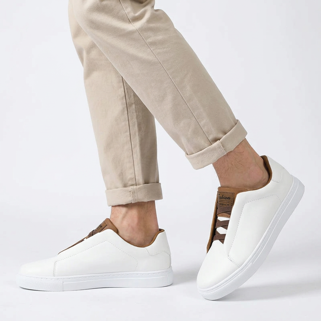 Baskets basses homme à lacets et semelle blanche