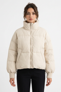 Doudoune courte femme à col montant et fermeture zippée